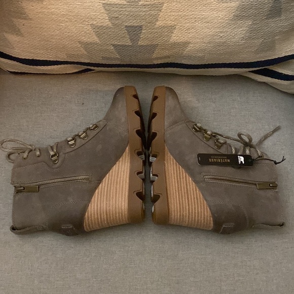 Sorel uptown lace wedges with side zip NWT SIZE 7.5, color khaki II - Picture 6 of 12